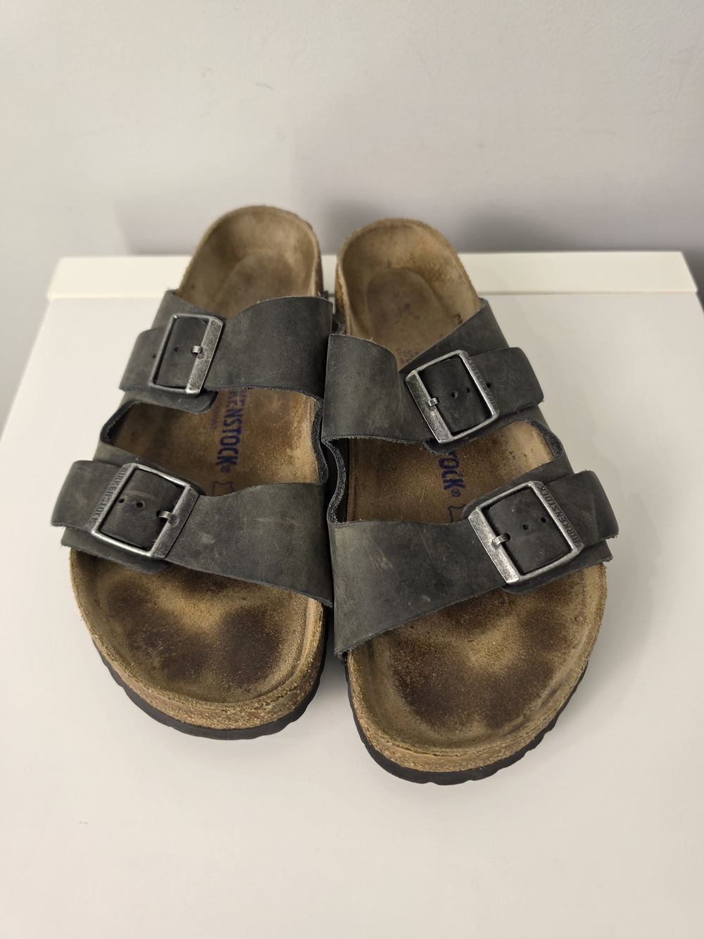 Birkenstock Arizona Black Oiled Leather Sandals Size 42  Men 9